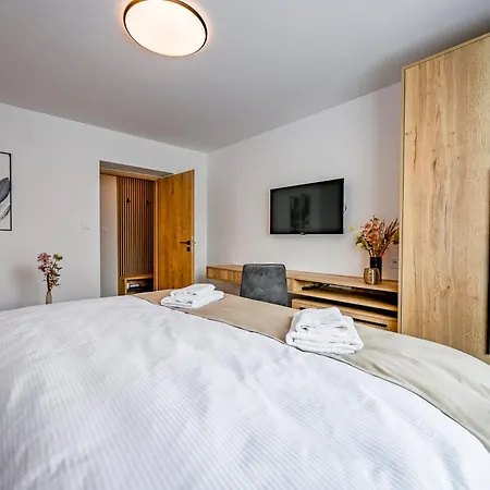 Konukevi U Jakuba & Restauracia Bezplatne Parkovanie Martin