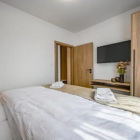 U Jakuba & Restauracia Bezplatne Parkovanie 3* Martin